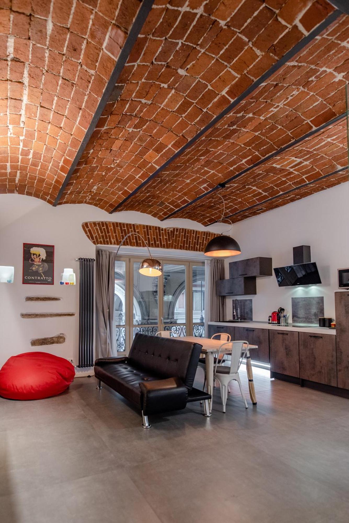 Suite & Queen Apartments Турин Екстер'єр фото