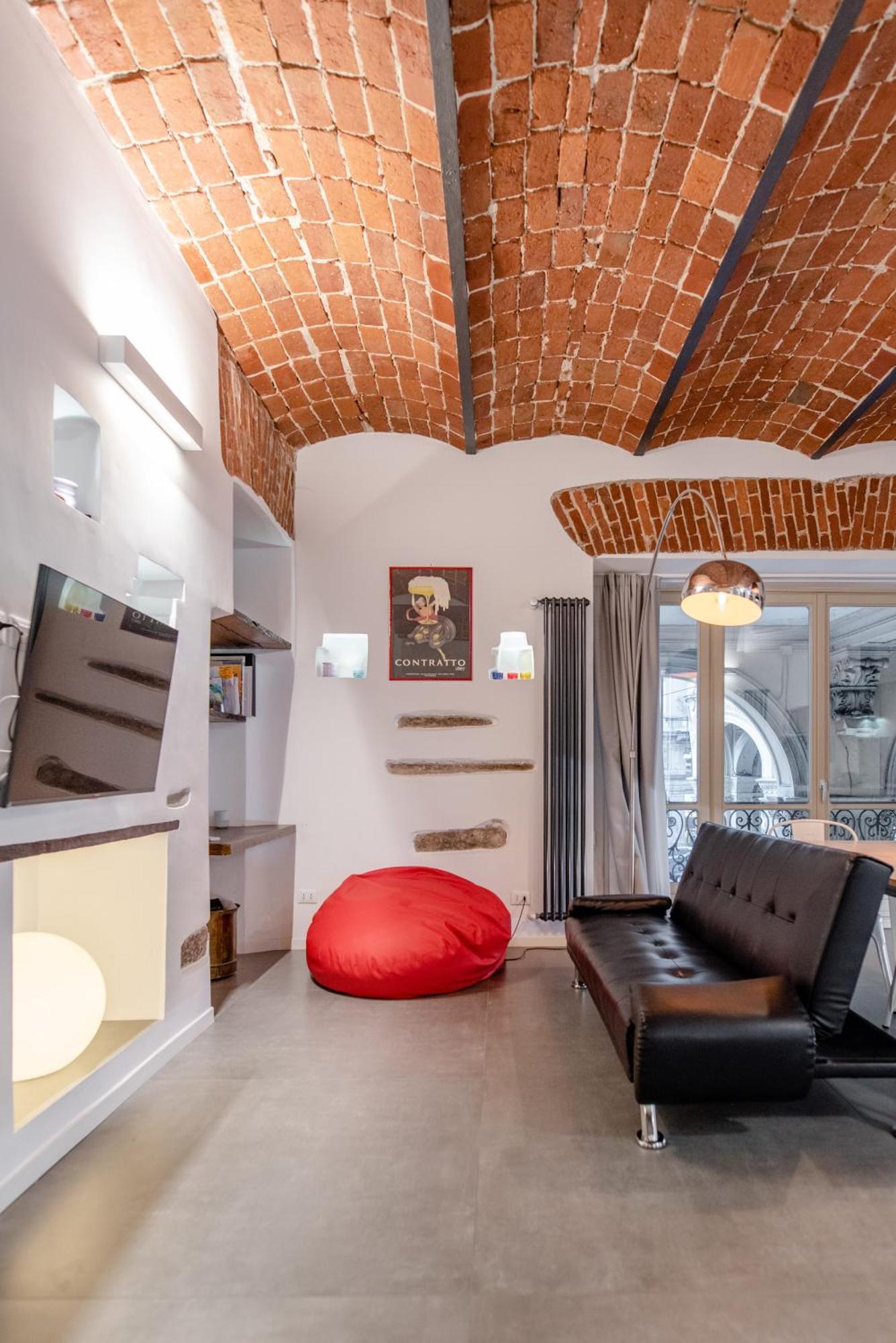 Suite & Queen Apartments Турин Екстер'єр фото