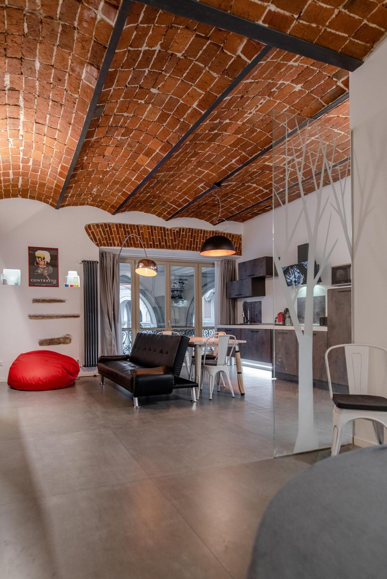 Suite & Queen Apartments Турин Екстер'єр фото