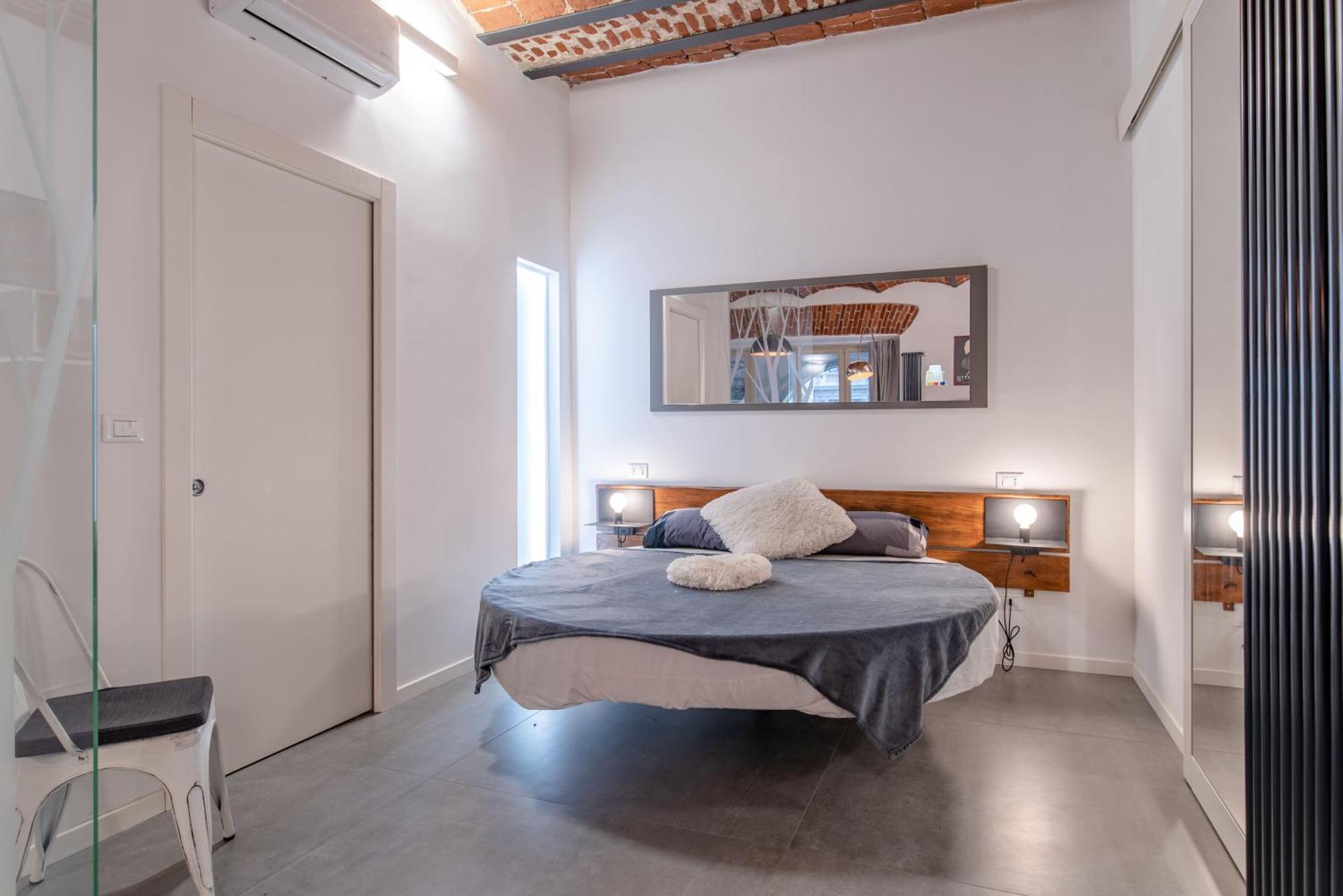 Suite & Queen Apartments Турин Екстер'єр фото