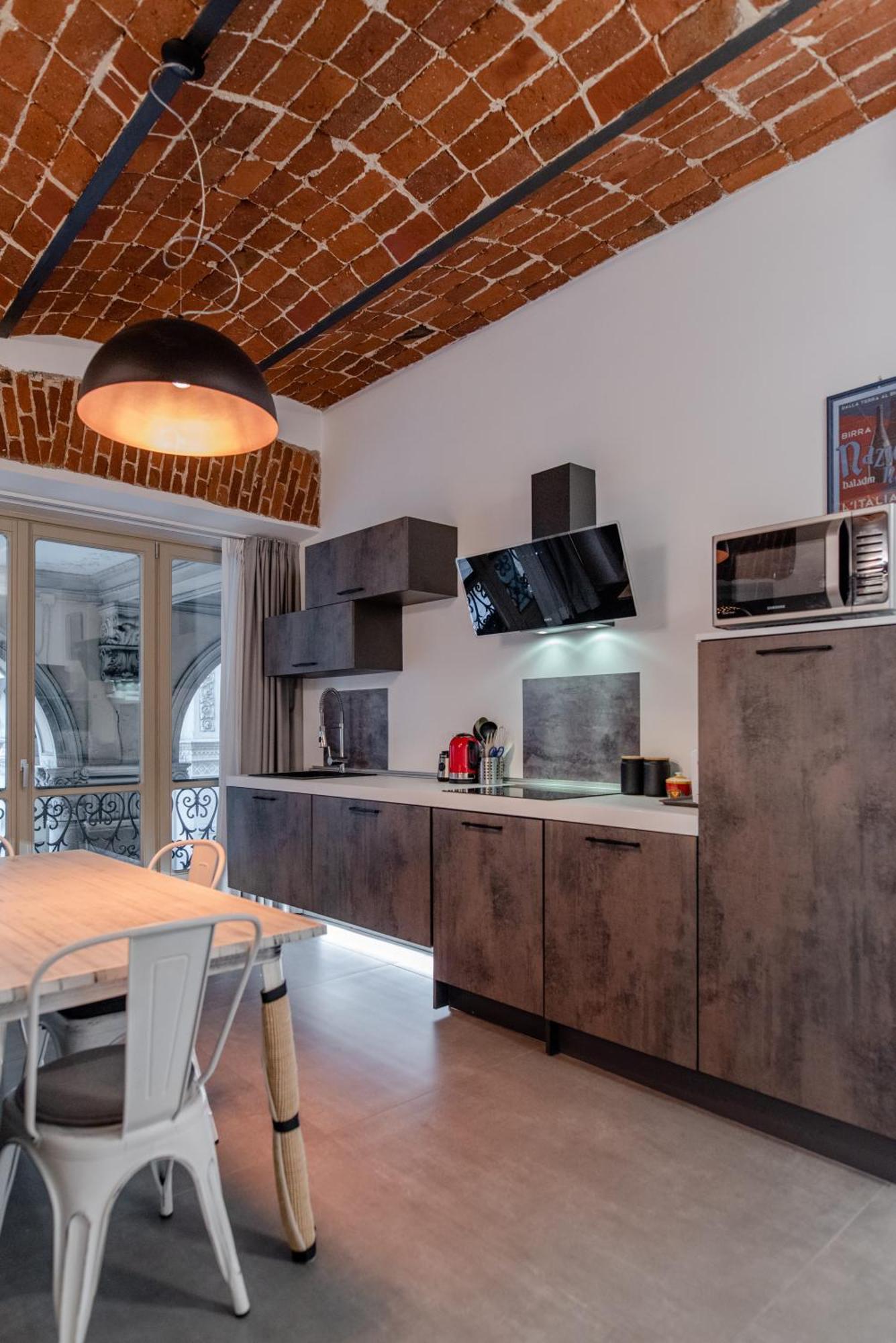 Suite & Queen Apartments Турин Екстер'єр фото