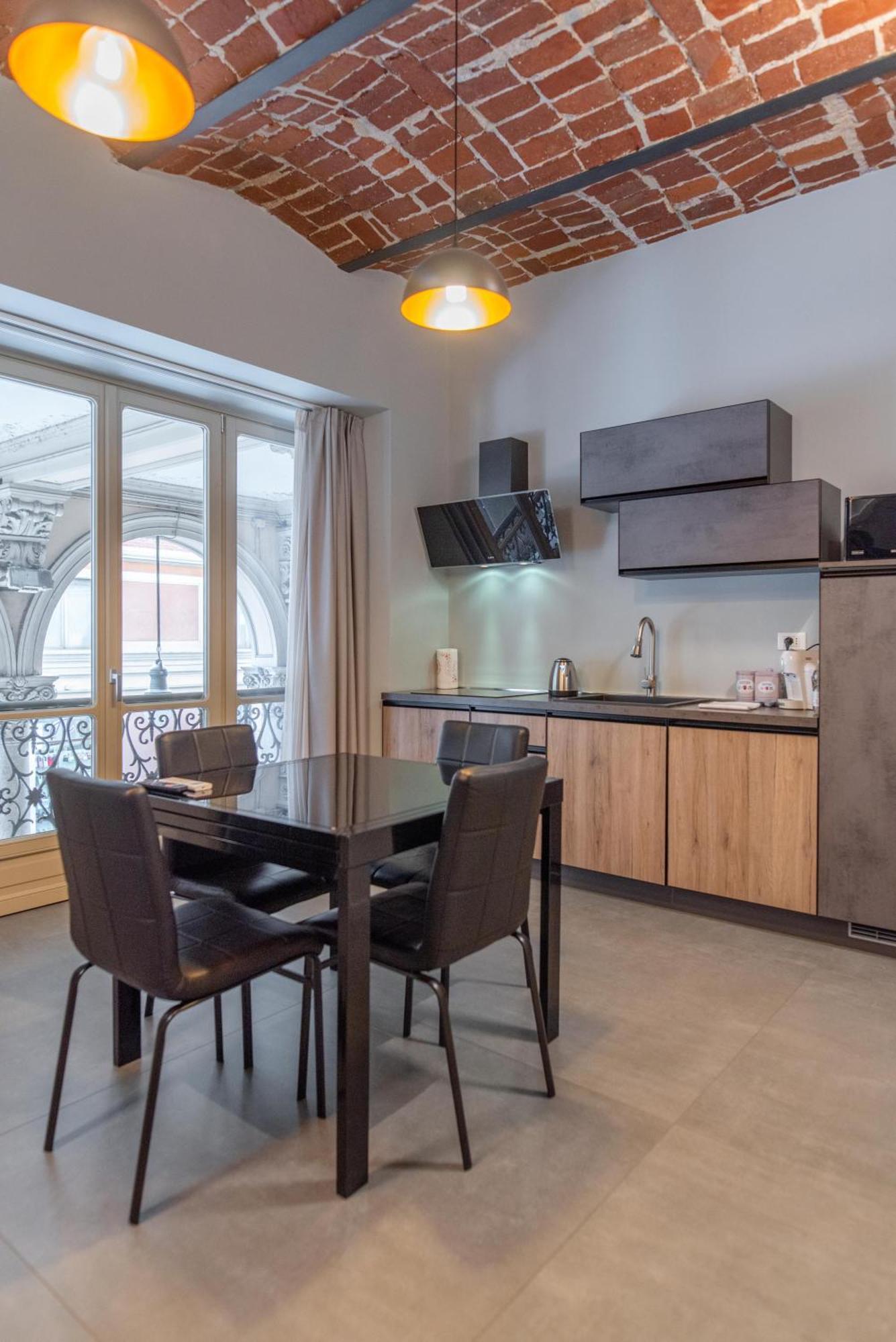 Suite & Queen Apartments Турин Екстер'єр фото