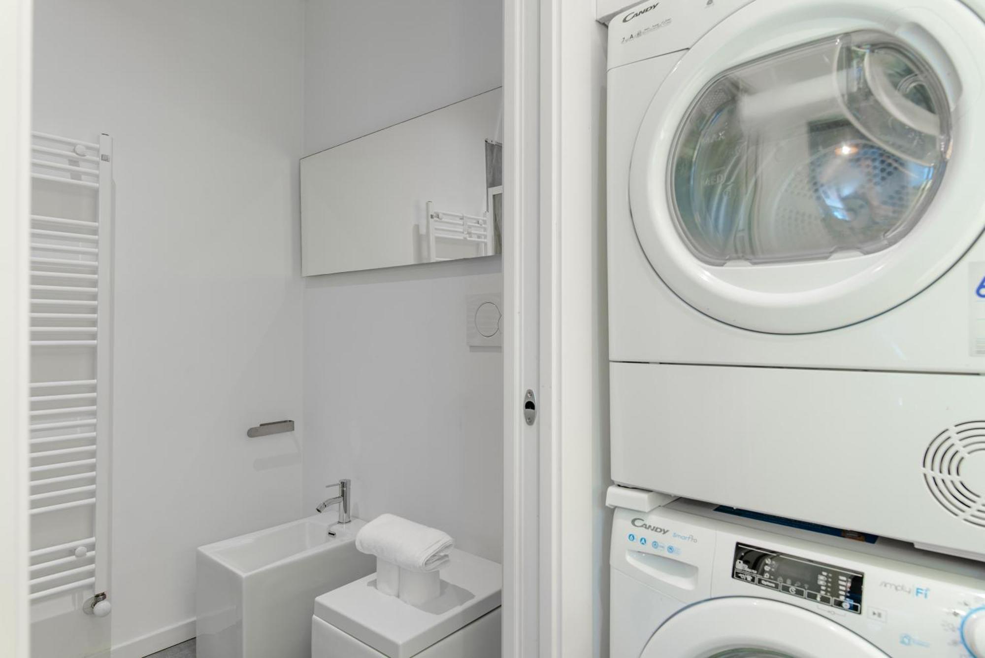 Suite & Queen Apartments Турин Екстер'єр фото