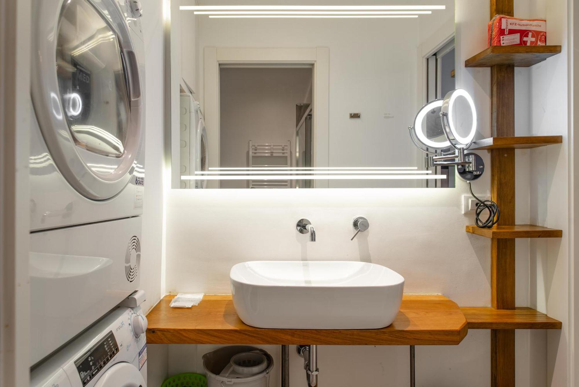 Suite & Queen Apartments Турин Екстер'єр фото