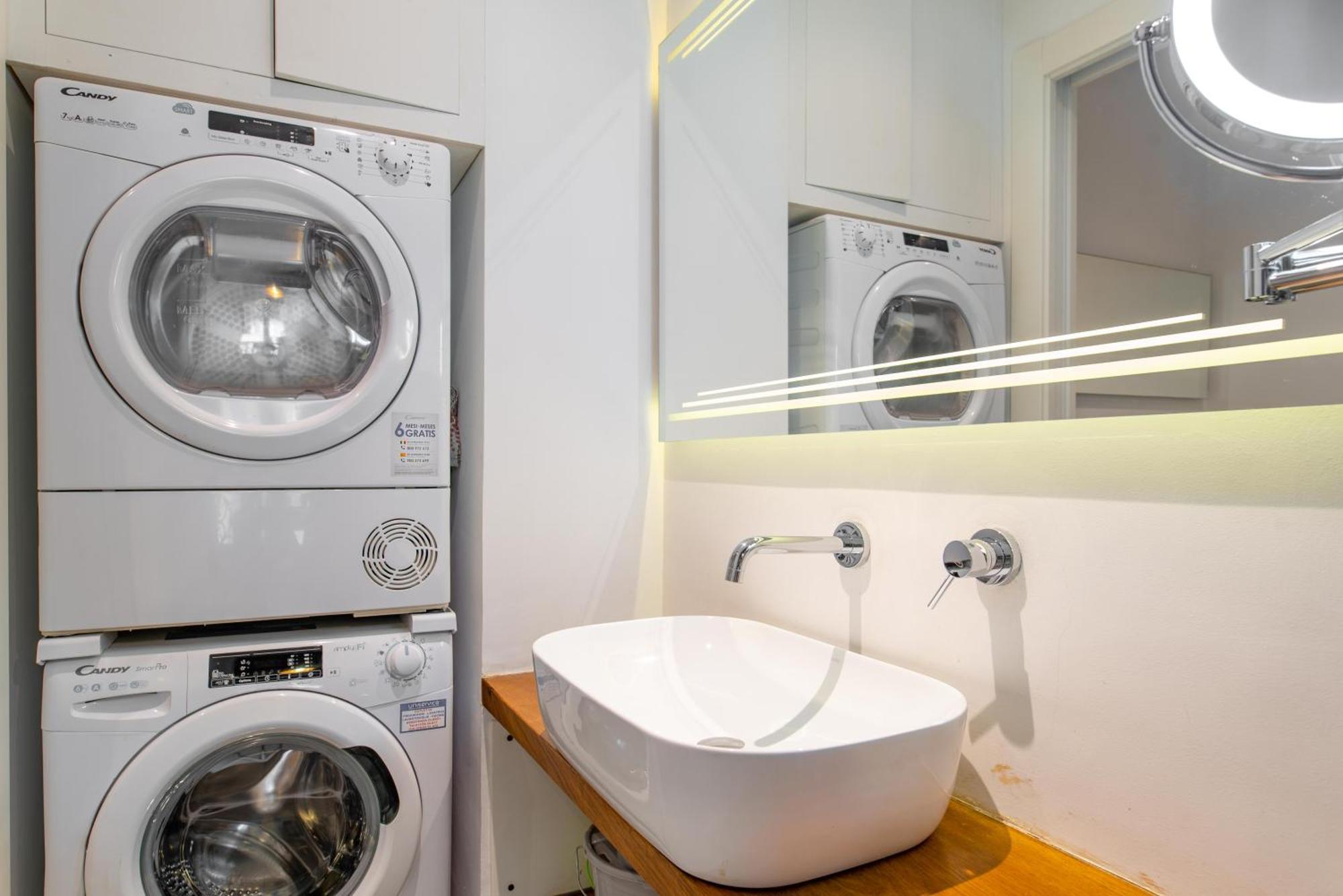 Suite & Queen Apartments Турин Екстер'єр фото
