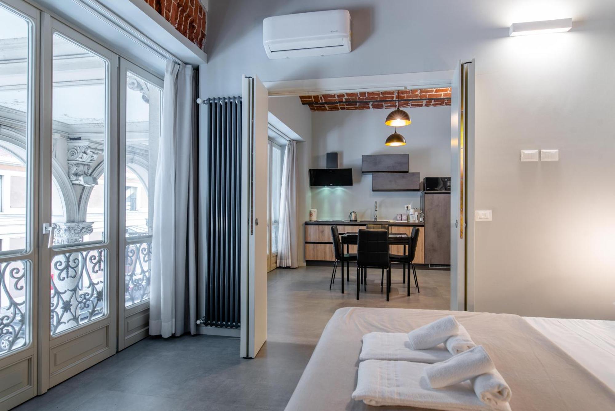 Suite & Queen Apartments Турин Екстер'єр фото
